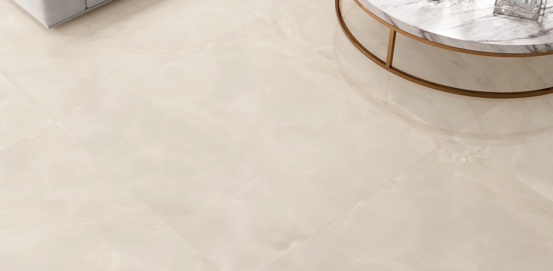 SELENE_Amb-02_120x120_Cream.jpg